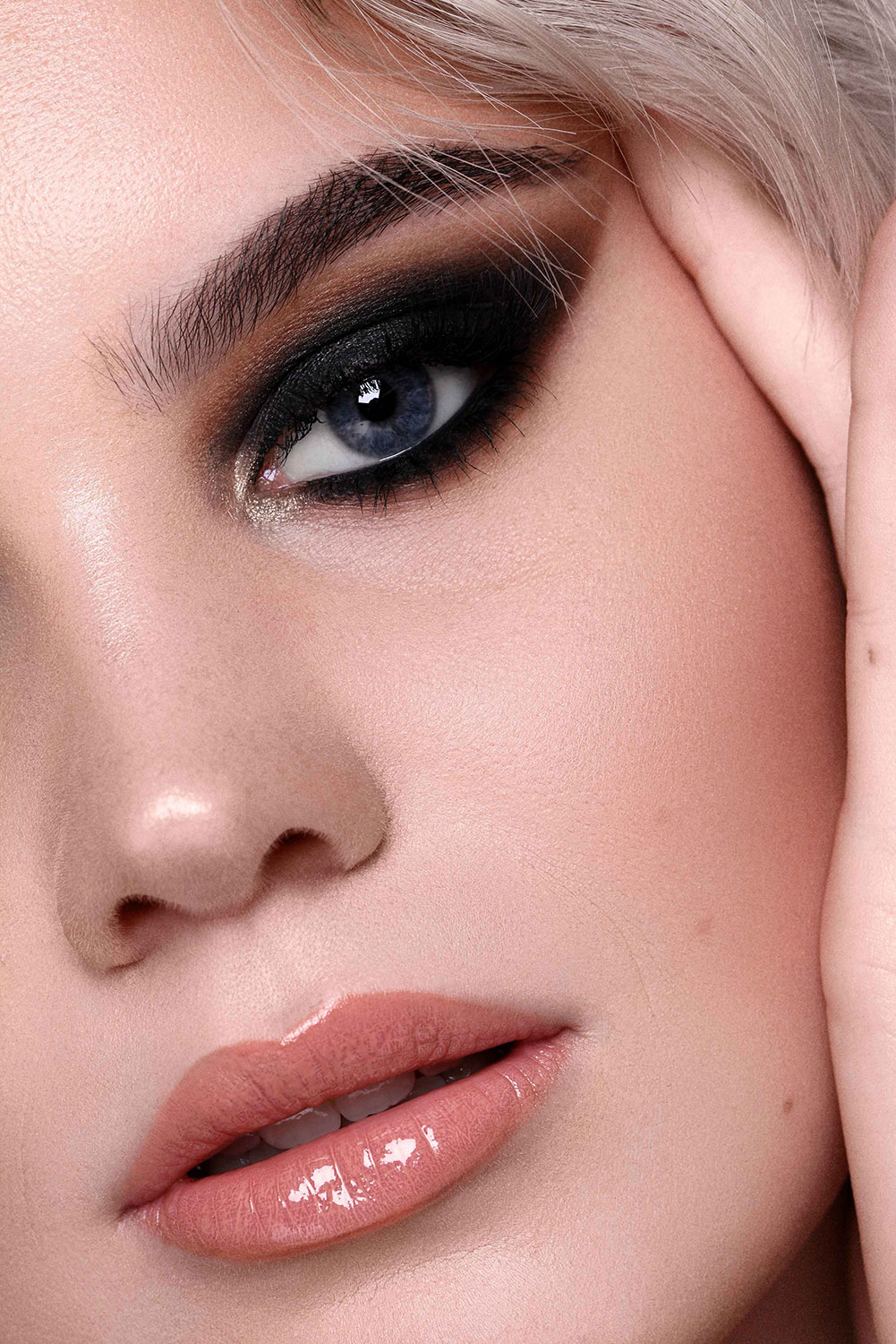 Make-up Workshop Close-up vom Smokey Eyes